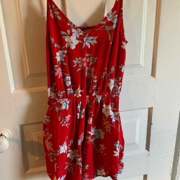 romper - Picture 2 of 3